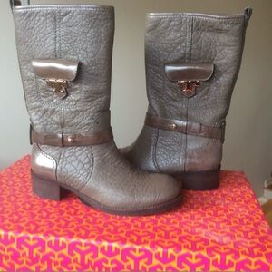 Women’s Tory Burch Leona Textured Leather Heeled Boots Brand New Sz 6